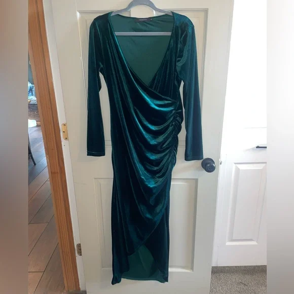 green emerald velvet dress Vintage Green Velvet Maxi Dress with A Side Slit & Open Beaded Back - Elegant